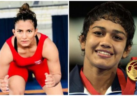 Mahavir Singh Phogat with daughters Geeta and Babita Phogat